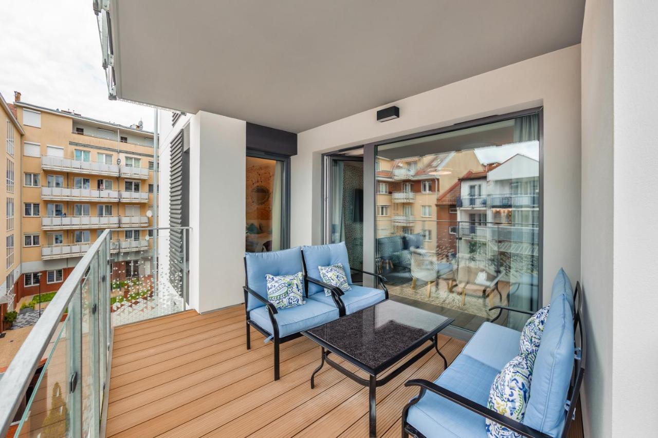 Apartamenty Sun & Snow Nadmorskie Tarasy Z Basenem Kołobrzeg Extérieur photo