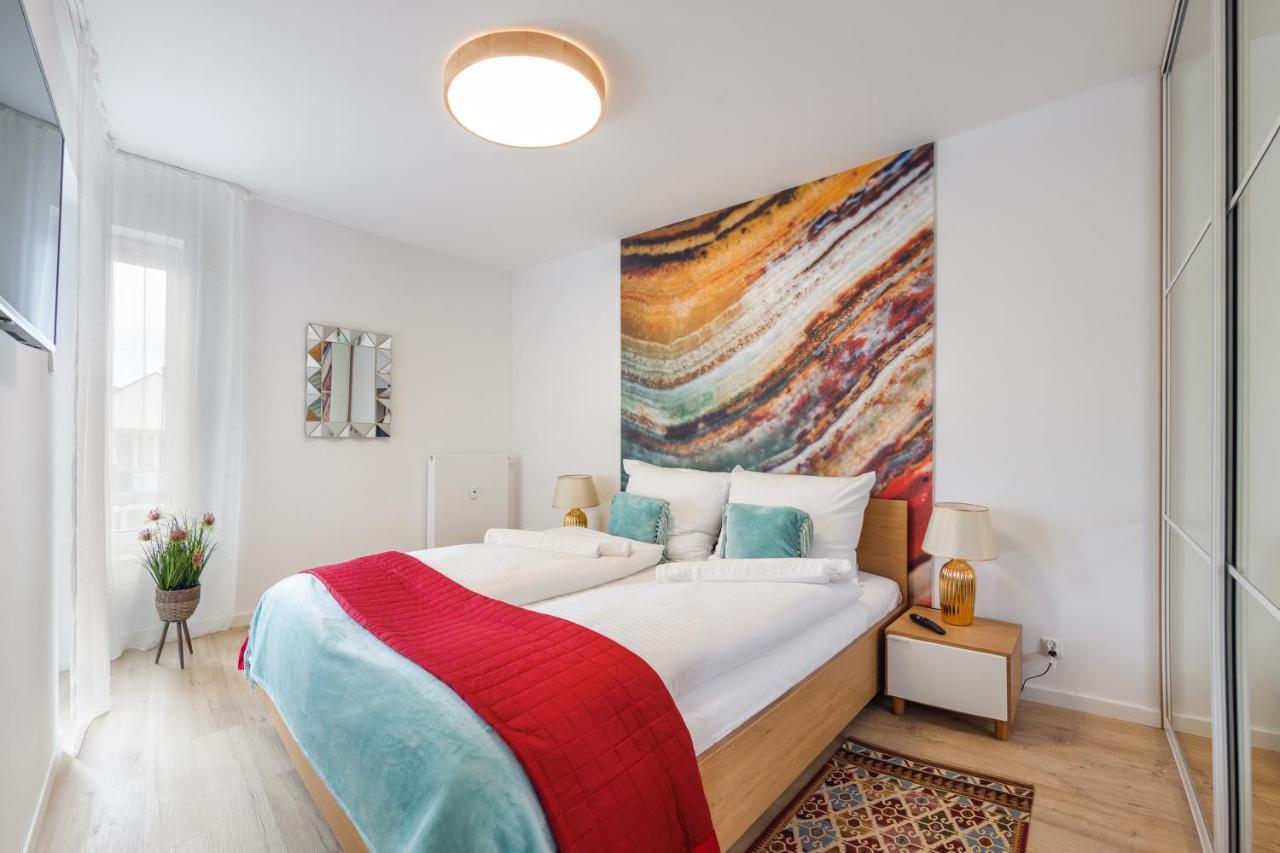 Apartamenty Sun & Snow Nadmorskie Tarasy Z Basenem Kołobrzeg Extérieur photo
