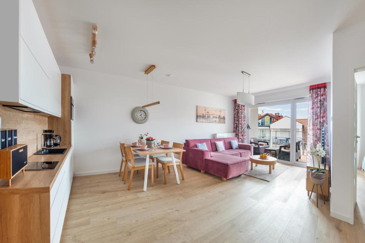 Apartamenty Sun & Snow Nadmorskie Tarasy Z Basenem Kołobrzeg Extérieur photo
