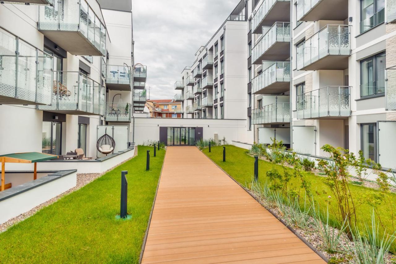 Apartamenty Sun & Snow Nadmorskie Tarasy Z Basenem Kołobrzeg Extérieur photo