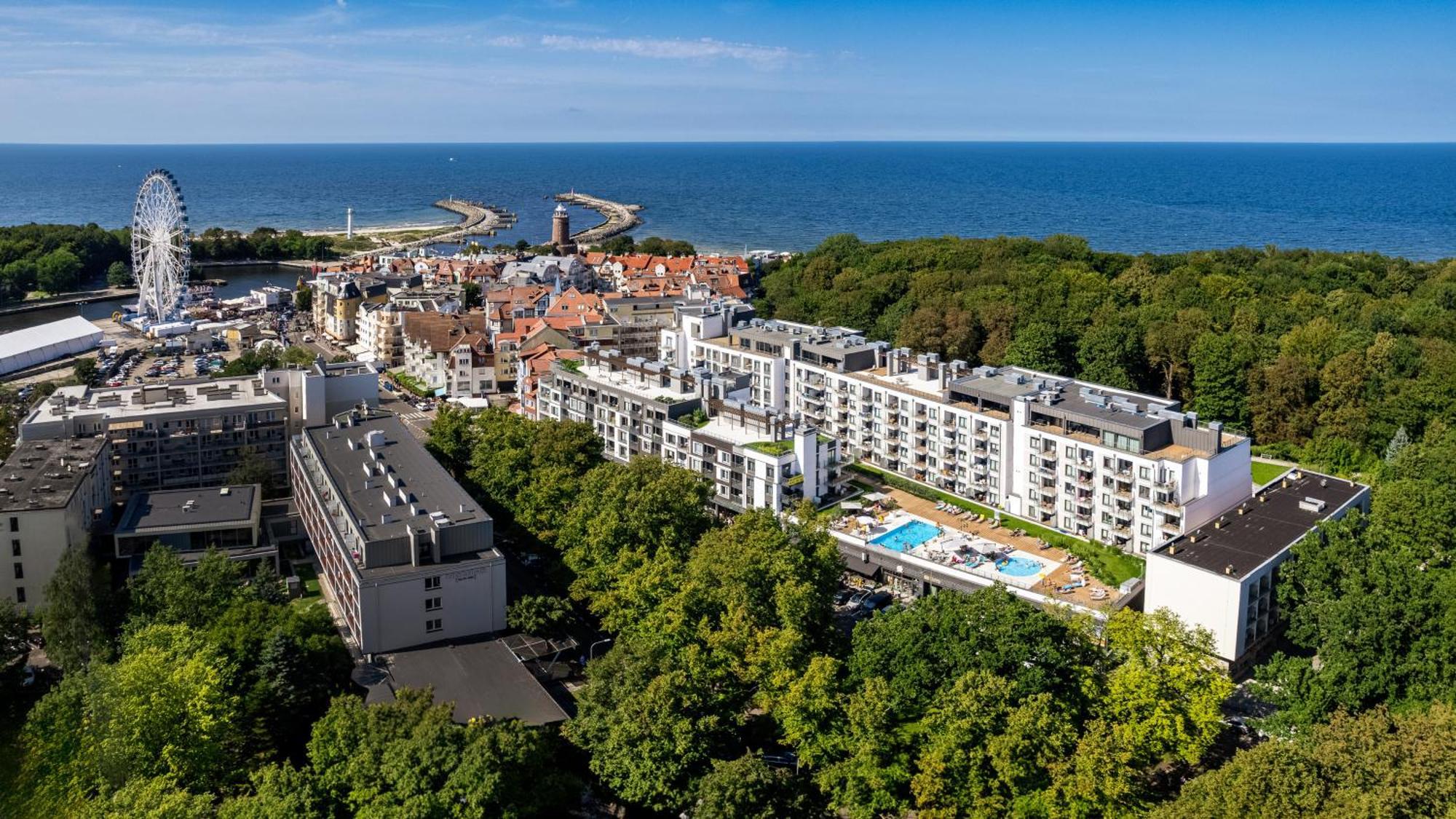 Apartamenty Sun & Snow Nadmorskie Tarasy Z Basenem Kołobrzeg Extérieur photo